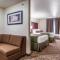 Cobblestone Hotel & Suites - Hutchinson - Hutchinson