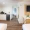 Ramada by Wyndham Redondo Beach - Redondo Beach