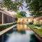Loft Volcano by Alfred in Bali