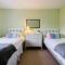 May Tree Cottage Manorbier 5 mins from the beach Sleeps 4 - Manorbier