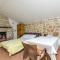 House Lucica