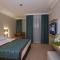 Riviera Hotel & Spa