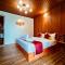 WOW STAYZ2 Ashoka Grand