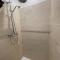 Maisonnette studio bas Suquet, 200m plages, 700m palais, au calme