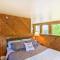 Cozy Studio Near Hiking and Skiing, Walk to Downtown - 沙斯塔山
