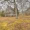 Apt on Vineyard Haven Near Nantucket Sound!