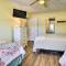 Oak Island Condo - Walk to the Beach!