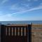 Maison de plain pied, 300m de la plage, accès mer privatif, 2 chambres, terrasse et parking - FR-1-224B-33