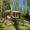 Bear Cabin - Cozy Forest Retreat nearby Lake - East Kemptville
