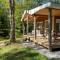 Bear Cabin - Cozy Forest Retreat nearby Lake - East Kemptville