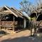 ปาริฉัตร โฮมสเตย์ parichat homestay - Saraphi