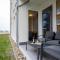 Ferienwohnung direkt am Meer mit Pool und Sauna, Strand fußläufig erreichbar, barrierefrei