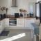 1 Bedroom Cozy Home In Roquevaire