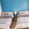 Sherlocks house -Entire house 4 spacious bedroom 9 beds Private free parking & WiFi TV Contractor Family & pets welcome