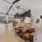 NEW-3 Properties on 10 acres sleeps 20 - Fun!! - Hammetts Crossing