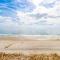 Oceanfront 1 bedroom Sand Dunes 2626 Sleeps 6