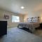 Updated Rancher near shopping & restaurants