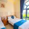 GOLDEN HOTEL 2