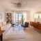 06B - Beautiful apartment with terrace sea view