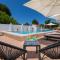 Villa Paradiso: Near beach, superb pool and garden - Astrakeri