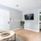 Unwind in a Modern Suite near Marietta Square - 玛丽埃塔市