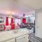 Tobyhanna Home Near Kalahari with Lake and Pool Access