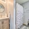 Tobyhanna Home Near Kalahari with Lake and Pool Access
