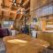 Near Hiking and Skiing Bear Valley Cabin!