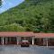 Travelowes Motel - Maggie Valley