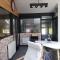 Petite maison type Loft en plein bourg dAmbazac