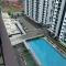 Desaru Utama Apartment with Swimming Pool View, Karaoke, FREE WIFI, Netflix, near to Car Park - Desaru