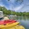 Riverside House with Kayaks, Piano and Fireplace - كاليفورنيا