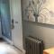 Cute studio cottage. Wood burner. Amazing views