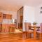 Broadwalk Residency