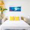 Remodeled 1BR Condo, Ocean Views with Free Parking! - Honolulu