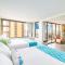 Remodeled 1BR Condo, Ocean Views with Free Parking! - Honolulu