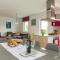 House May for max 9 persons with pool and garden - Tinjan