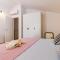 House May for max 9 persons with pool and garden - Tinjan