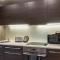 PREMIER SUITES Bristol Cabot