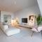 The Loft - Full Sea View - use of hotels Sauna and Pool