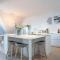 The Loft - Full Sea View - use of hotels Sauna and Pool