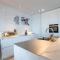 The Loft - Full Sea View - use of hotels Sauna and Pool
