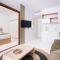 Cooks Bay Hotel & Suites