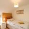 12 Castlegate