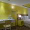 Green World Hotel - Zhonghua