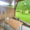 Landhaus Bender Ferienwohnung mit Terrasse und Garten