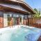 Birch Lodge 12 with Hot Tub - 牛顿斯图尔特