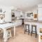 Pass the Keys Stylish Cosy 3Bed Family Friendly Home in Hatfield