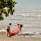 Exclusive Beachfront Villa w/ Outdoor Tub & Kayaks - Sabang