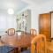Ybarra apartment by People Rentals